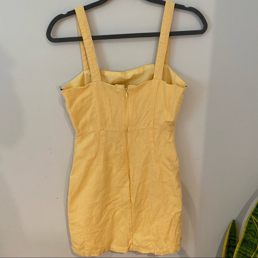 Dress - Picture 2 of 4